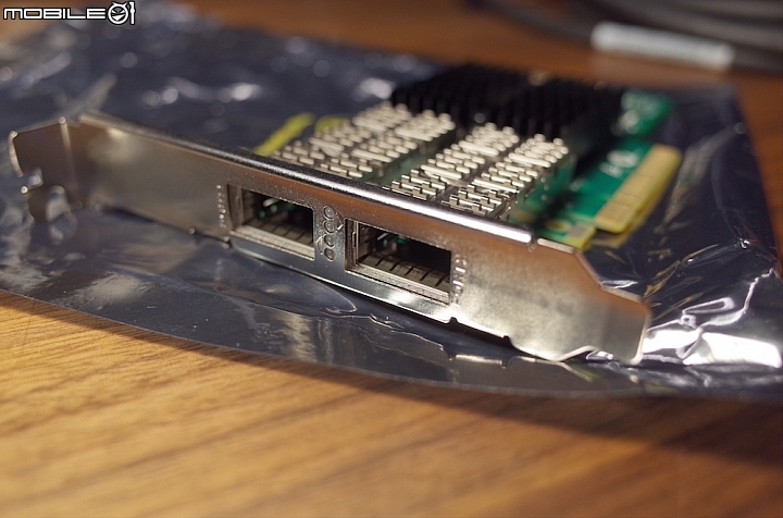 [全臺第一]怪獸級40G效能&自動分層NAS開箱 -QNAP TVS-EC1580MU-SAS-RP 多圖