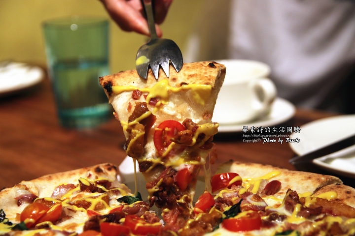 【食記】相聚好食客，來片正統的拿坡里披薩吧!! ─ Pizzeria Oggi