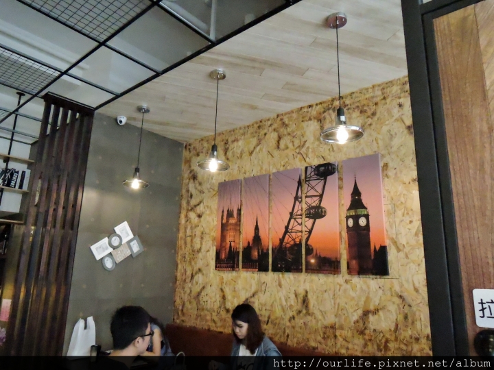 台中南屯．料多實在又美味的班尼克早午餐@輕饌旅行早午餐(+WIFI)