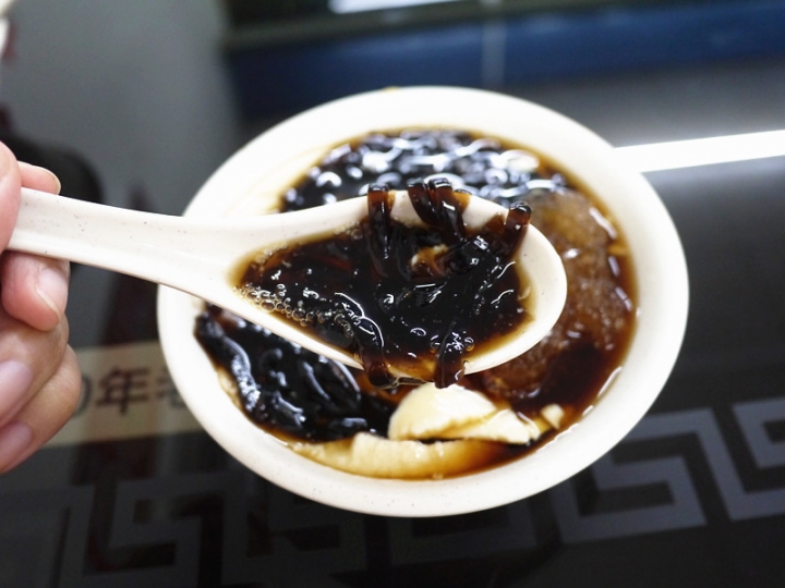 【新北市 蘆洲/捷運徐匯中學站】阿婆麵線-嚴選自製的精心台灣小吃(冬瓜仙草絲豆花)