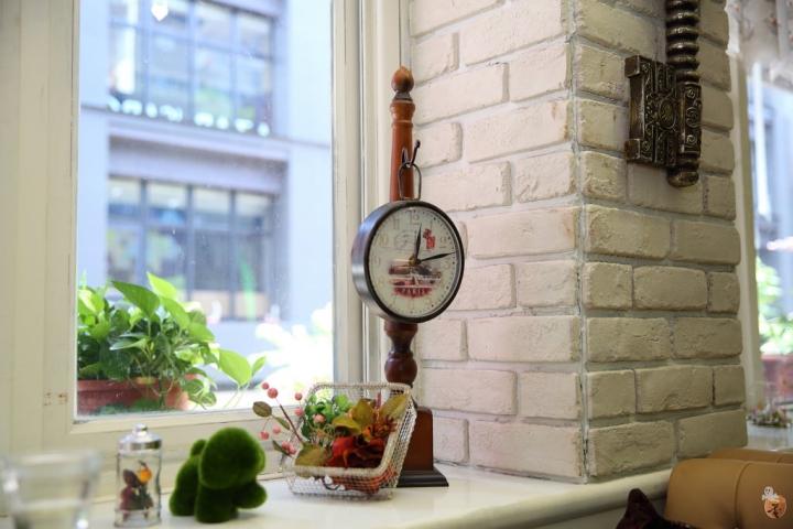 [台北]我的少男時代-西門町Oyami cafe下午茶餐廳,還有鬆餅跟義大利麵  by蛋拔