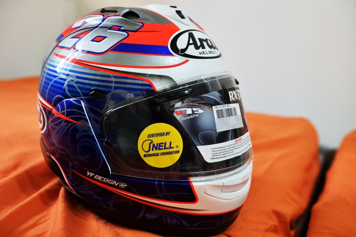 入手重機前奏曲 ARAI RX7X  Pedrosa 開箱 另外詢問藍芽耳機