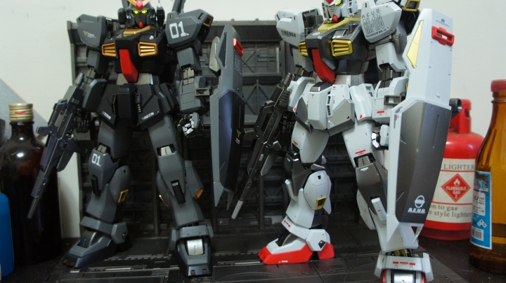 PG 1/60 RX-178 GUNDAM MK-II TITANS
