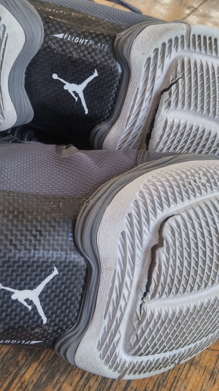 JORDAN 鞋請教