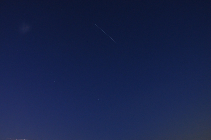 國際太空站-2015-10-03...18:17飛越台北上空