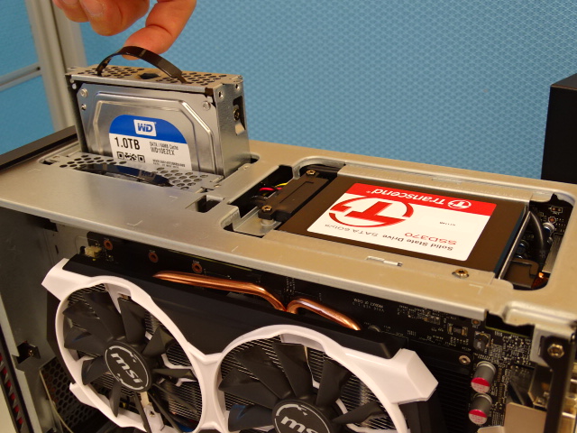 [開箱] 披著羊皮的狼 MSI NIGHTBLAD MI電競主機