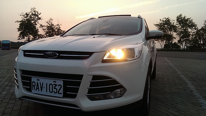 FORD KUGA 1.5L時尚型試駕