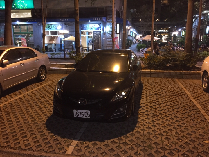 超級宇宙無敵大 Size 的 Mazda