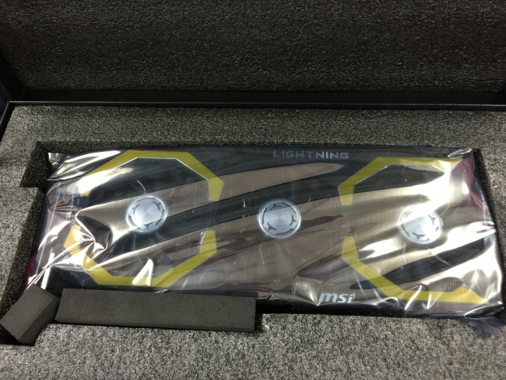 MSI Z170A GAMING M7 / MSI GTX 980Ti LIGHTNING 不專業開箱