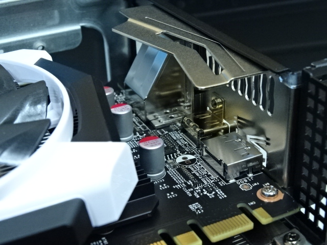 [開箱] 披著羊皮的狼 MSI NIGHTBLAD MI電競主機