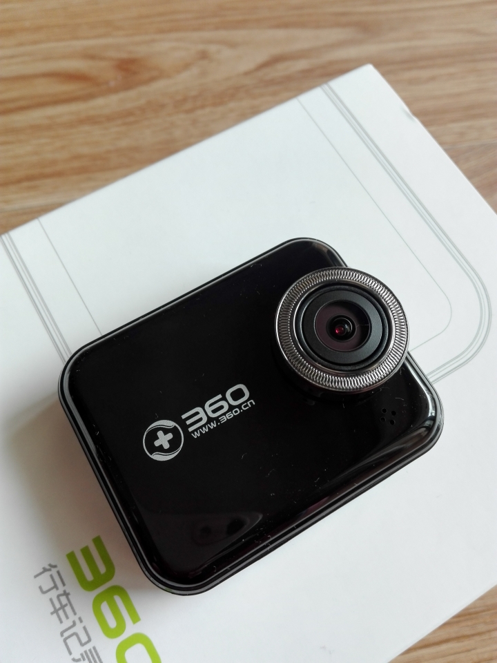 奇虎360行車記錄器開箱