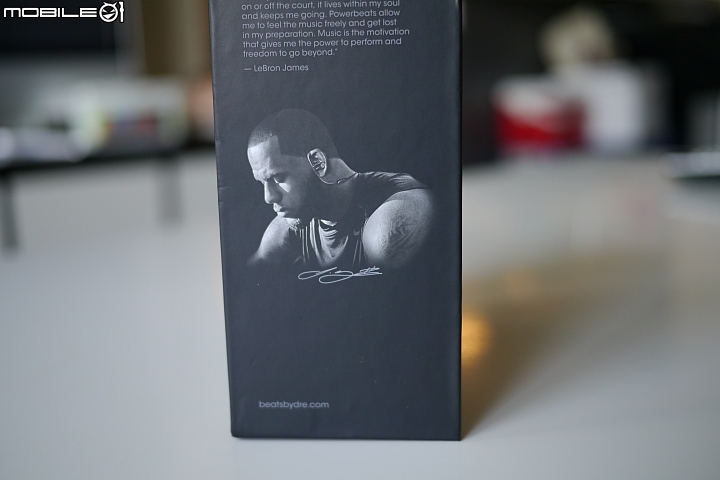 『簡單開箱』 powerbeats2 wireless
