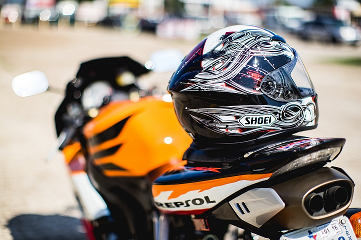 [已購入並補上照片]即將購入二手CBR1000rr，請車友幫忙在三台中做出選擇。