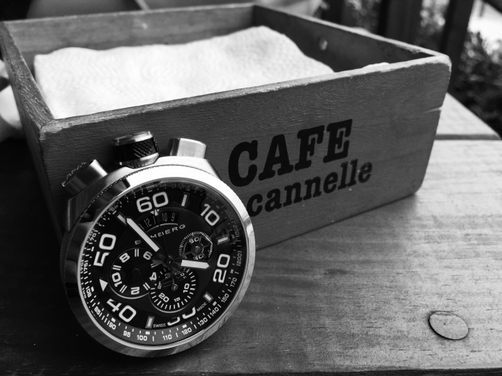 開箱 新品牌Bomberg