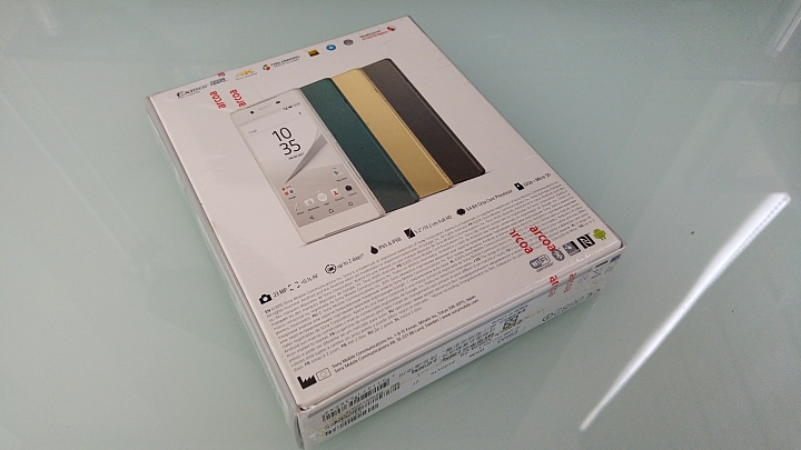 SONY Xperia Z5 （霜凍白）開箱～～～