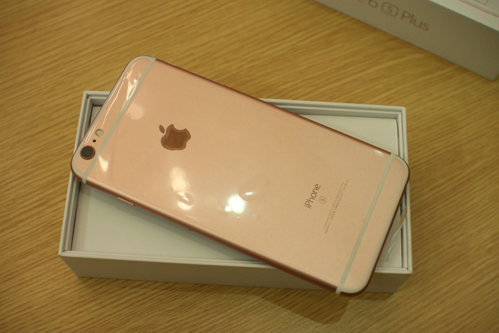 iPhone 6s Plus 玫瑰金 + 0.15mm 康寧保護貼