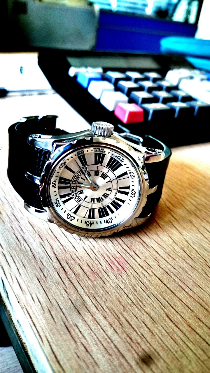 roger dubuis 開箱