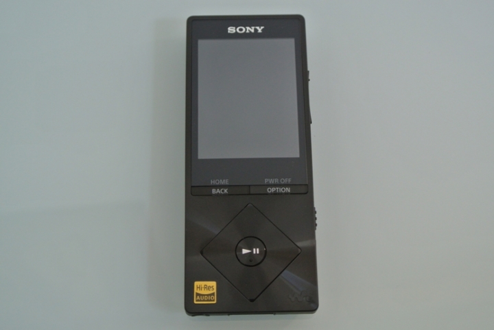 Sony NWZ-A15 人中之龍特別版開箱