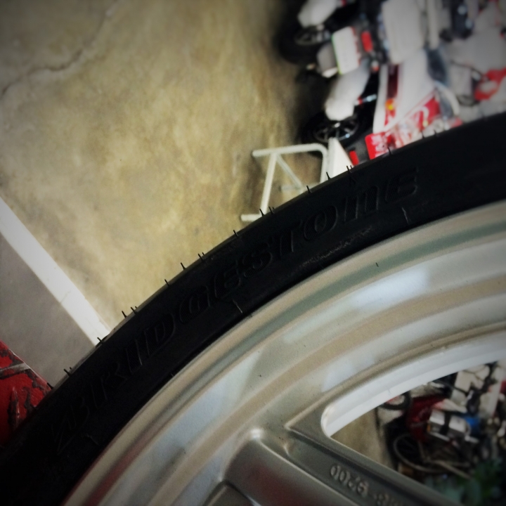 Bridgestone SC1R KTR 120 80 16 安裝分享