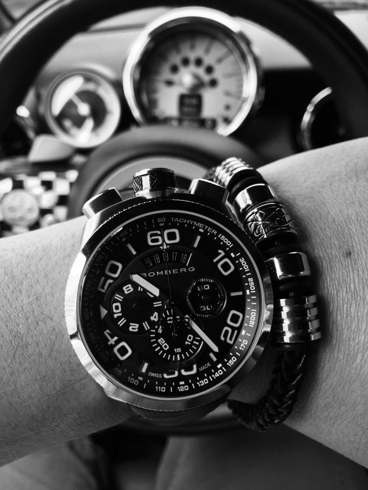 開箱 新品牌Bomberg