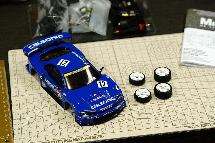 [開箱] 迷你遙控車之迷你...可不迷你.... Kyosho Mini-Z MR-03VE PRO + KO PROPO EX-II + CALSONIC SKYLINE