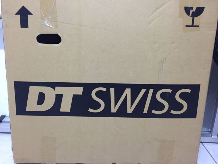 DT Swiss RR21 & OGK 小小開箱
