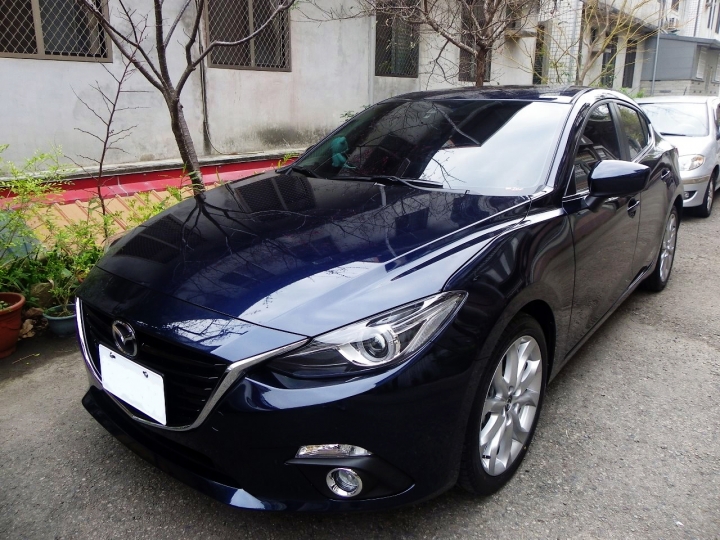 Mazda3星燦藍4D開箱( 2016.11.08 後續改裝) By Wesley