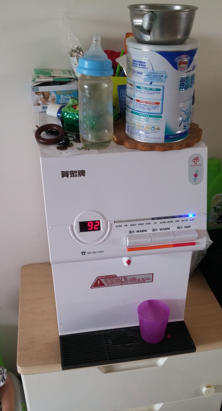 [更新]飲水機亂裝害寶寶喝了7個月自來水 要求換新機不知是否合理
