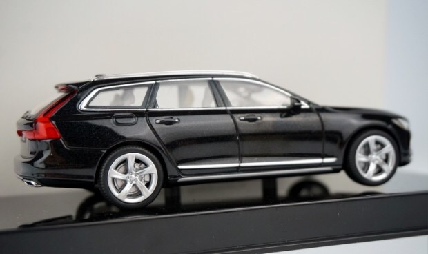 VOLVO V90 曝光