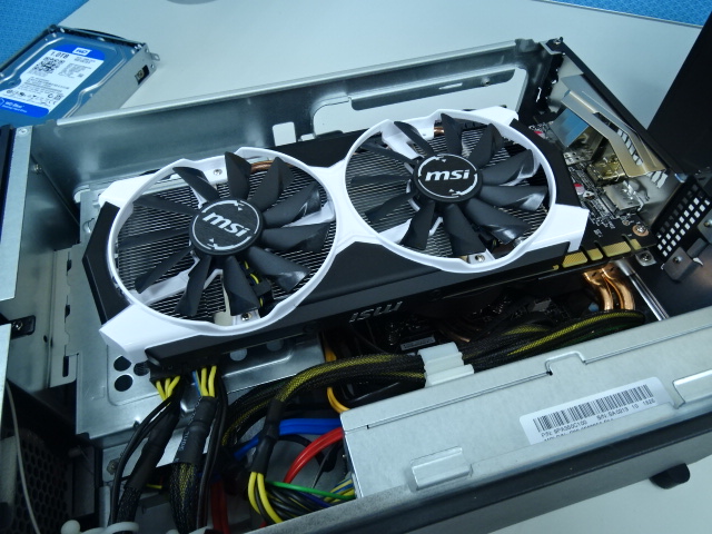 [開箱] 披著羊皮的狼 MSI NIGHTBLAD MI電競主機