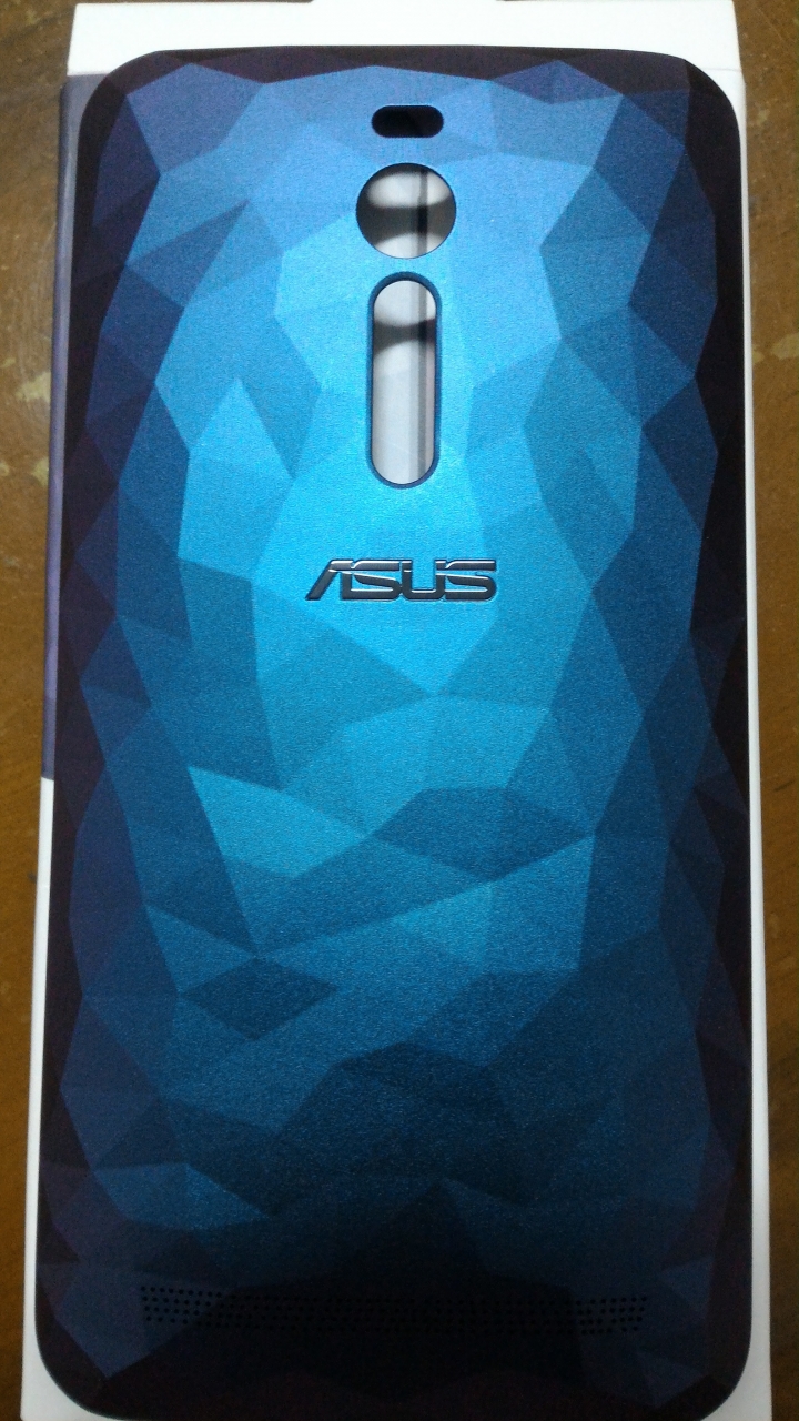 Zenfone2晶鑽背蓋開箱