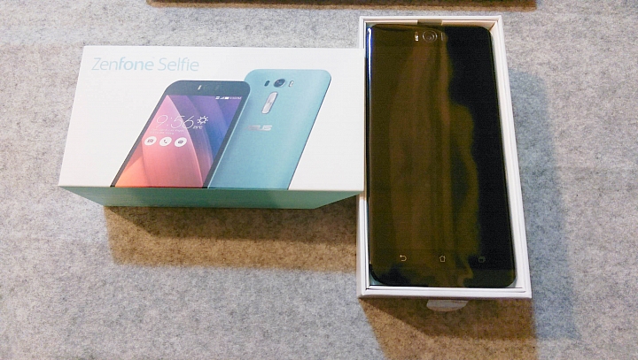 華碩自拍手機Zenfone Selfie開箱分享