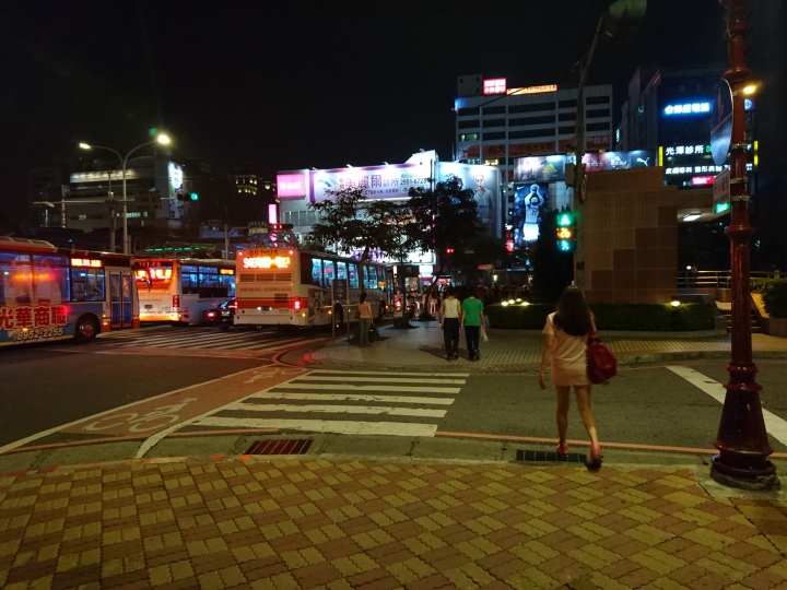 ☆★蓋大樓★☆Xperia Z5 拍照