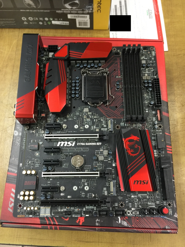MSI Z170A GAMING M7 / MSI GTX 980Ti LIGHTNING 不專業開箱