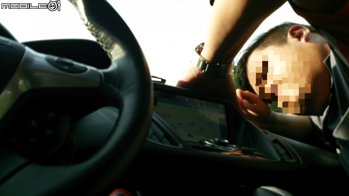 [開箱]2018/05/23-補充圖資-New Kuga Plus1 數位導航版 + WifiDisPlay [售後問題+註冊+圖資+手冊]