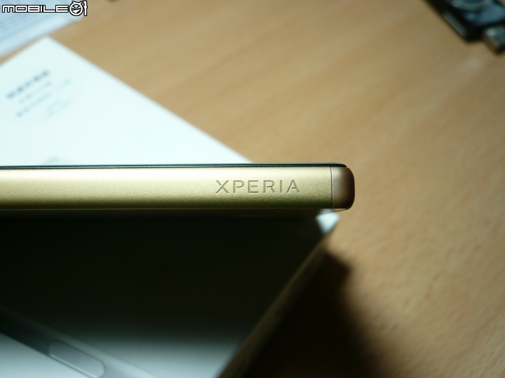 Xperia Z5 金色開箱
