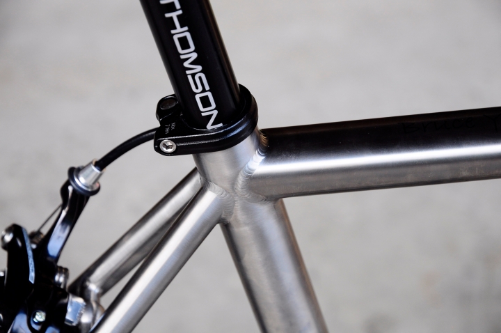 [分享] 第一台夢想車- Dodsun鈦車架+campagnolo chorus+shamal Mille
