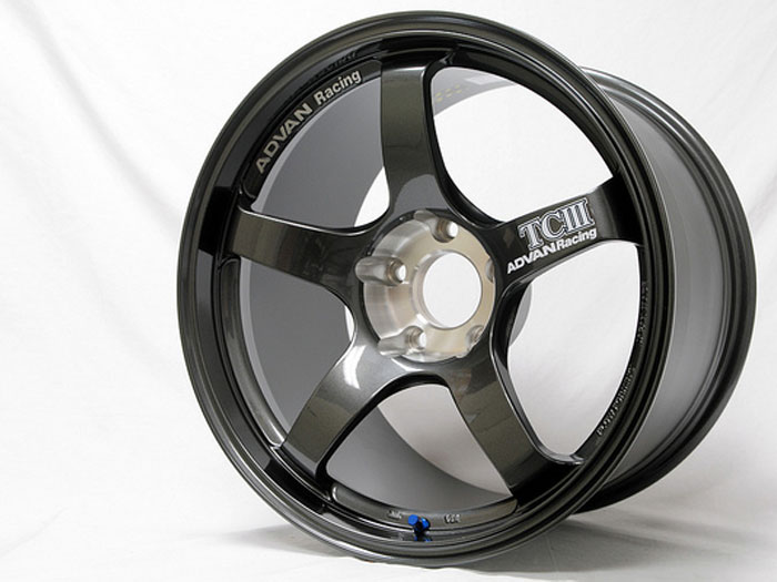 [開箱] 簡單五爪造型的選擇~~ADVAN Racing TCIII