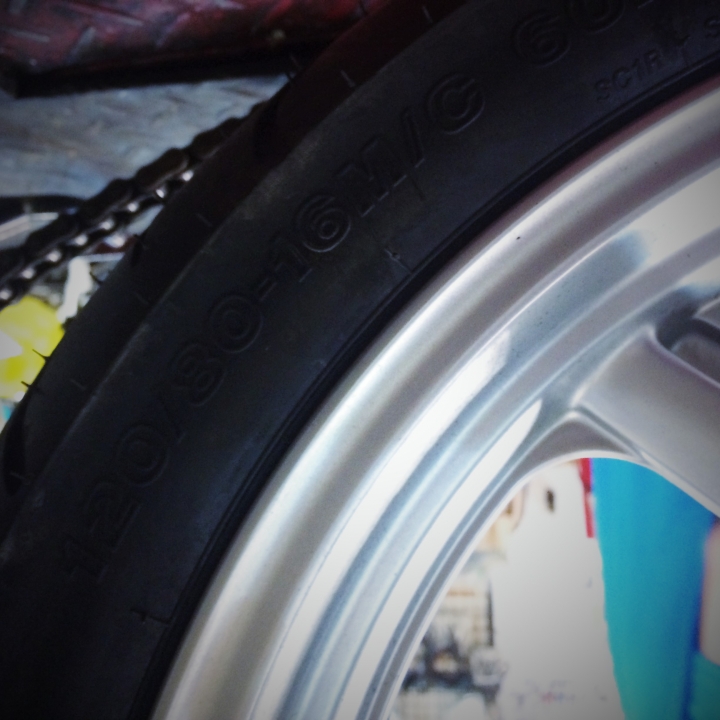 Bridgestone SC1R KTR 120 80 16 安裝分享
