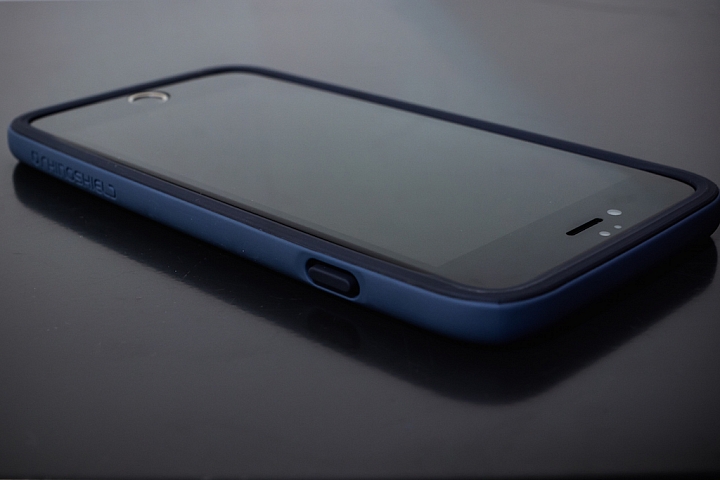 ［分享］iphone 6s plus 犀牛盾搭配滿版保護貼＋背貼