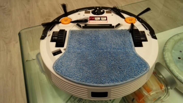 分享簡單開箱掃地機器人科沃斯cen360系列摩卡升級版