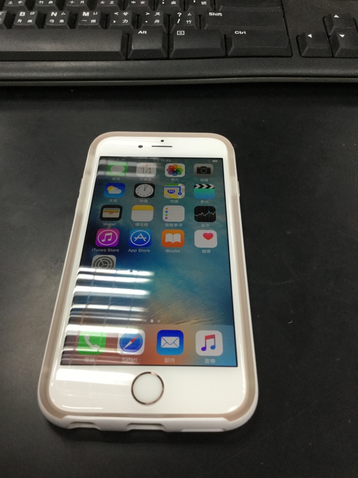 iphone 6s 六顆星+sgp 邊框分享