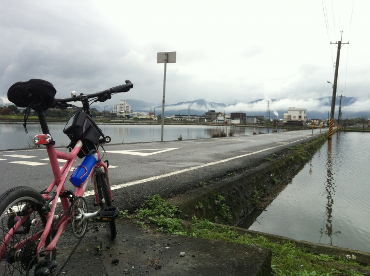 我跟腳踏車一同遊玩的日子 (一個女生踏上單車的不歸路）