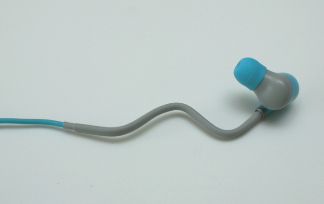 SCOSCHE HFBT200 進化 Sportclip Air HFBT300 藍芽防水運動耳機[開箱分享]