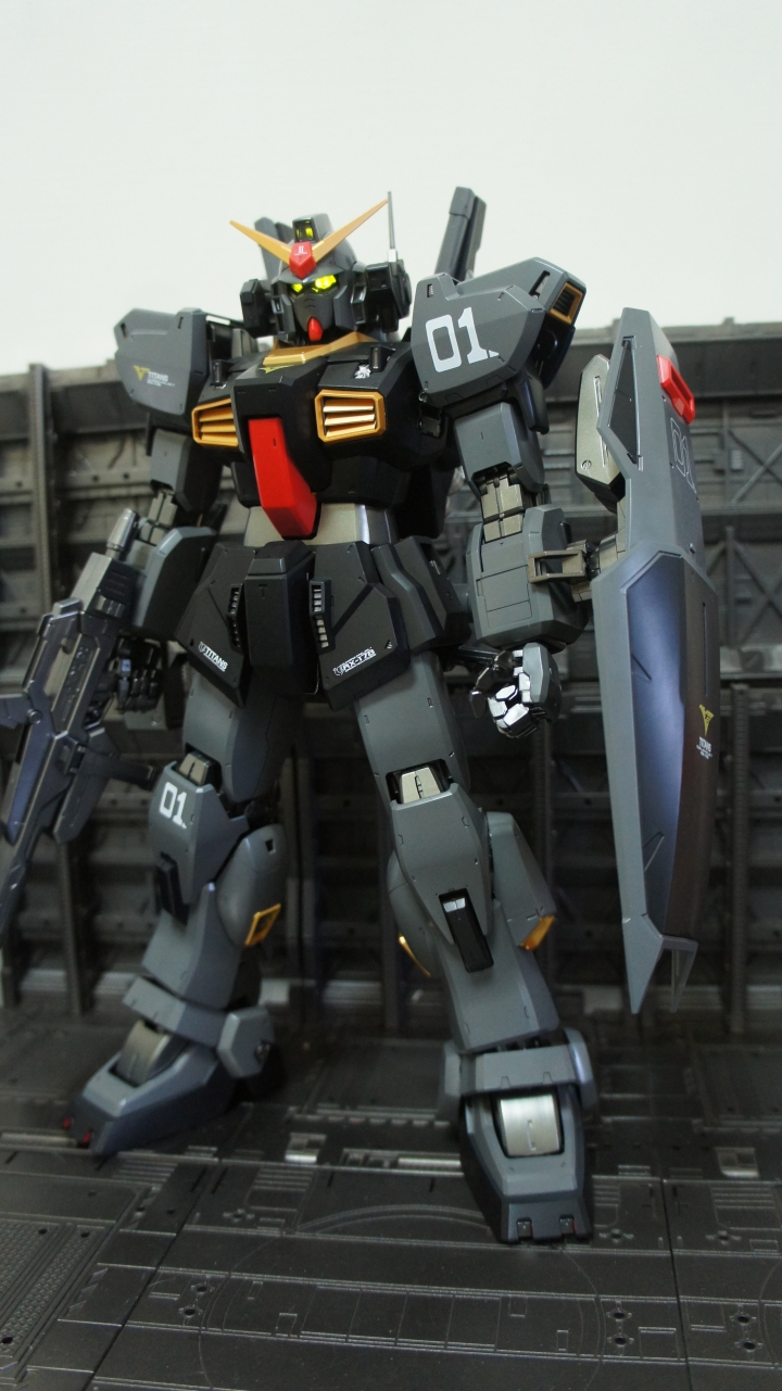 PG 1/60 RX-178 GUNDAM MK-II TITANS