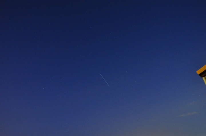 國際太空站-2015-10-03...18:17飛越台北上空