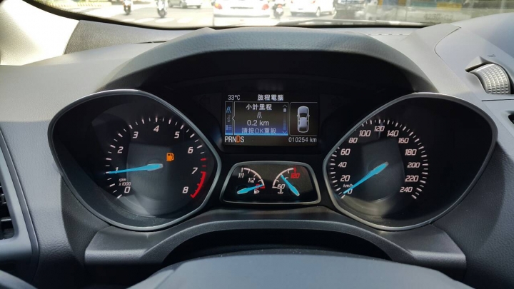 [試乘] KUGA 2.0基本款24小時試乘