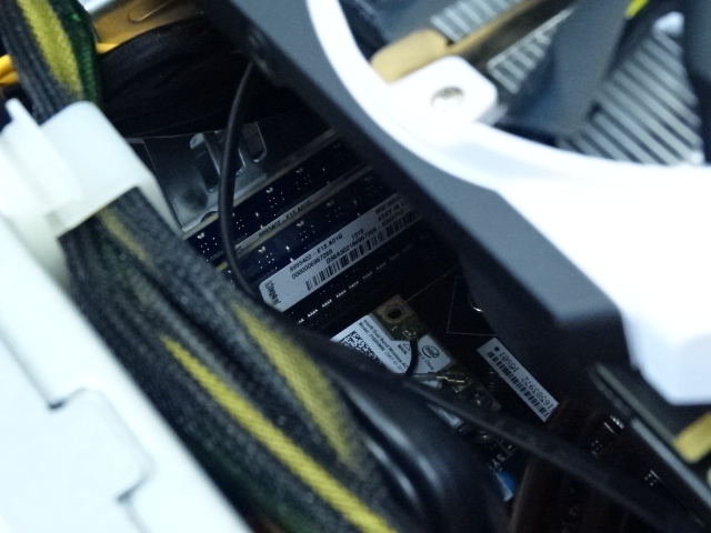 [開箱] 披著羊皮的狼 MSI NIGHTBLAD MI電競主機