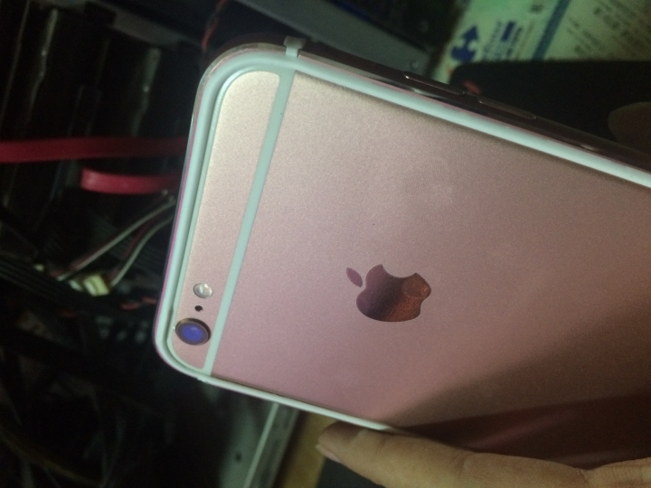 iPhone6S Plus玫瑰金鋁合金邊框