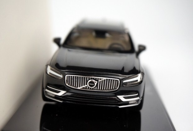 VOLVO V90 曝光